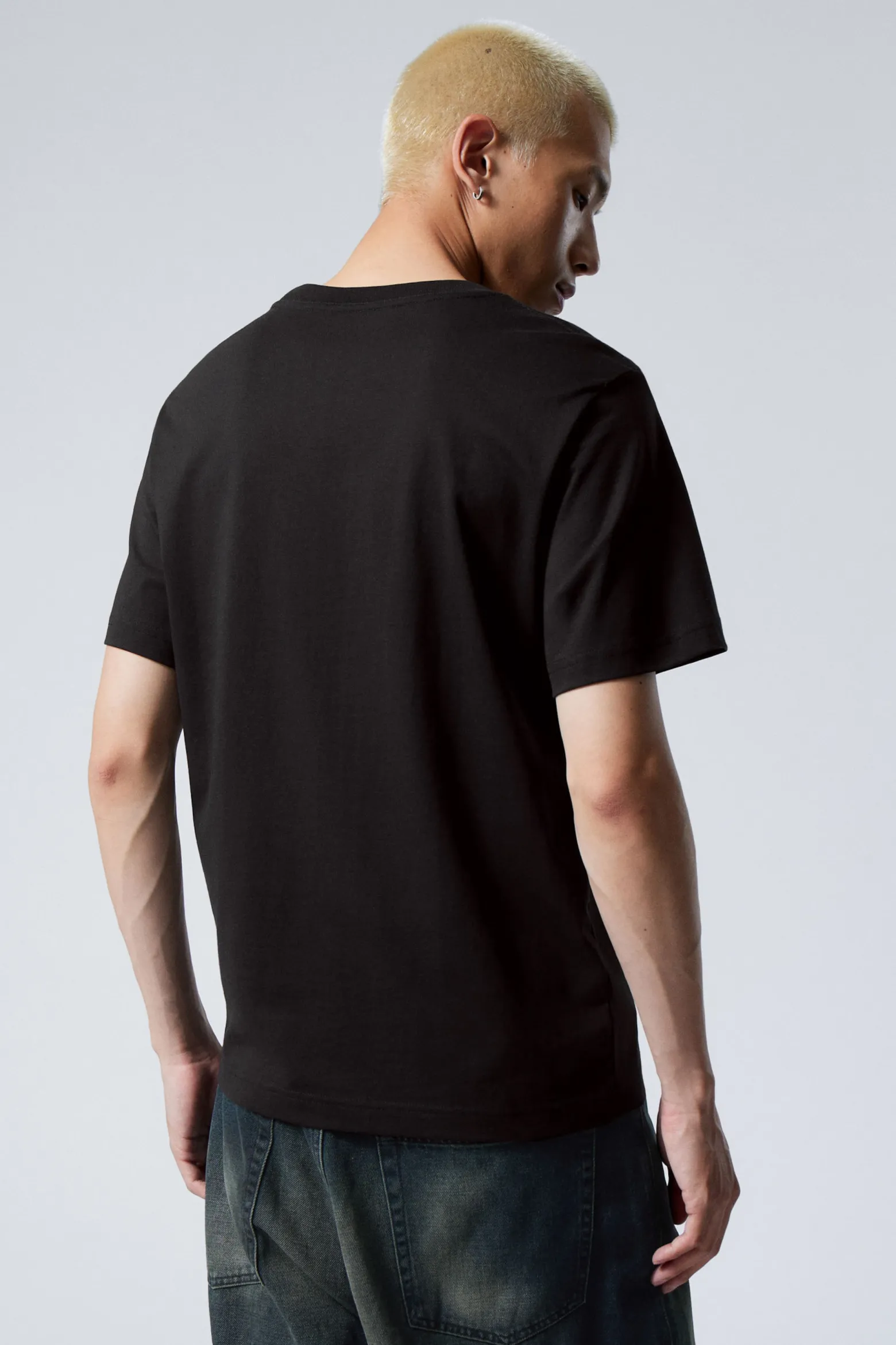 KURZES, SCHWERES BOXY-T-SHIRT|Weekday Shop