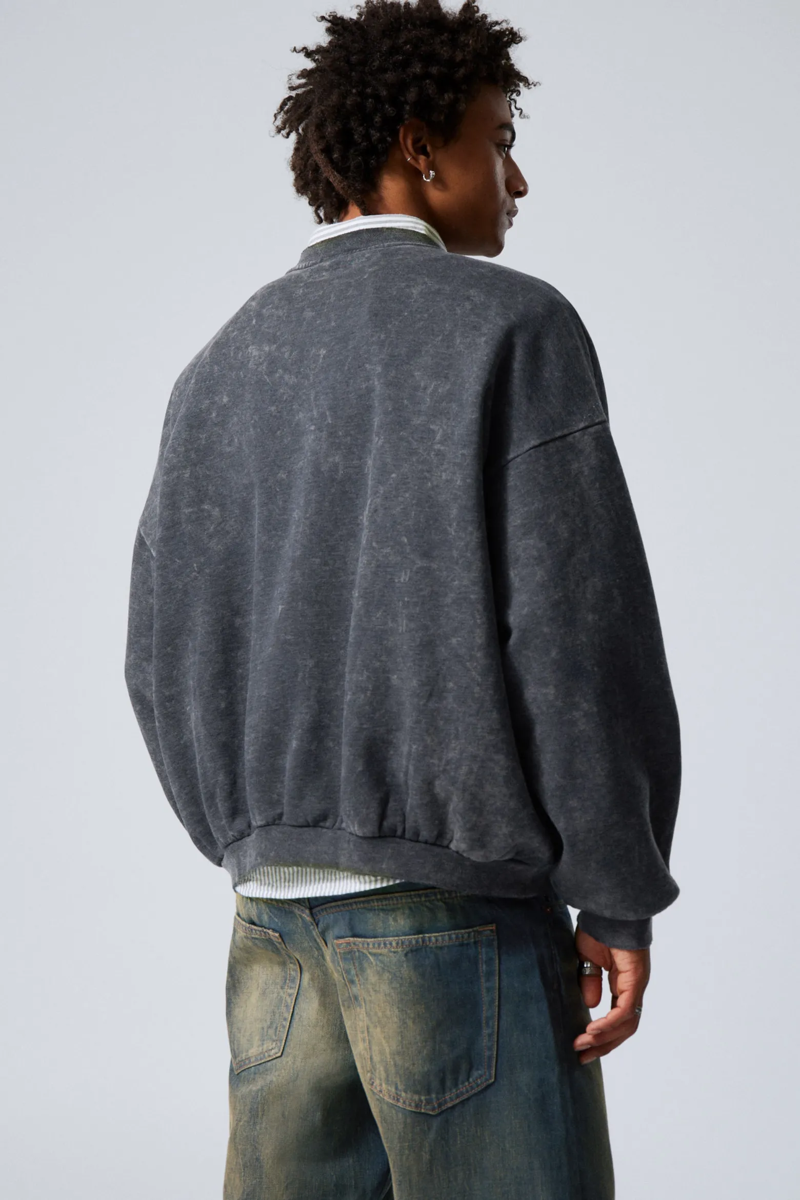 LANGÄRMELIGES OVERSIZE-SWEATSHIRT|Weekday Discount
