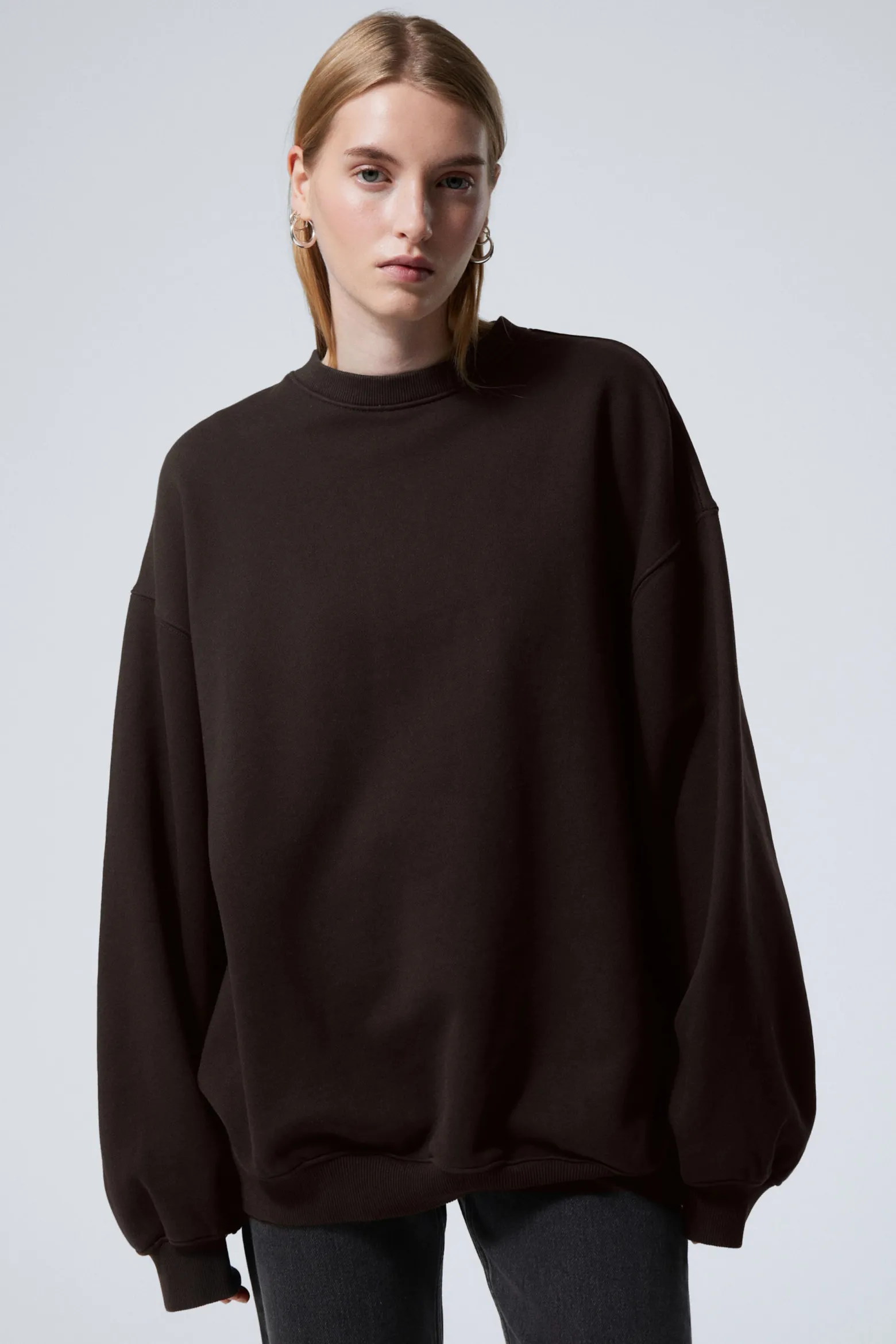 LANGÄRMELIGES OVERSIZE-SWEATSHIRT|Weekday Outlet