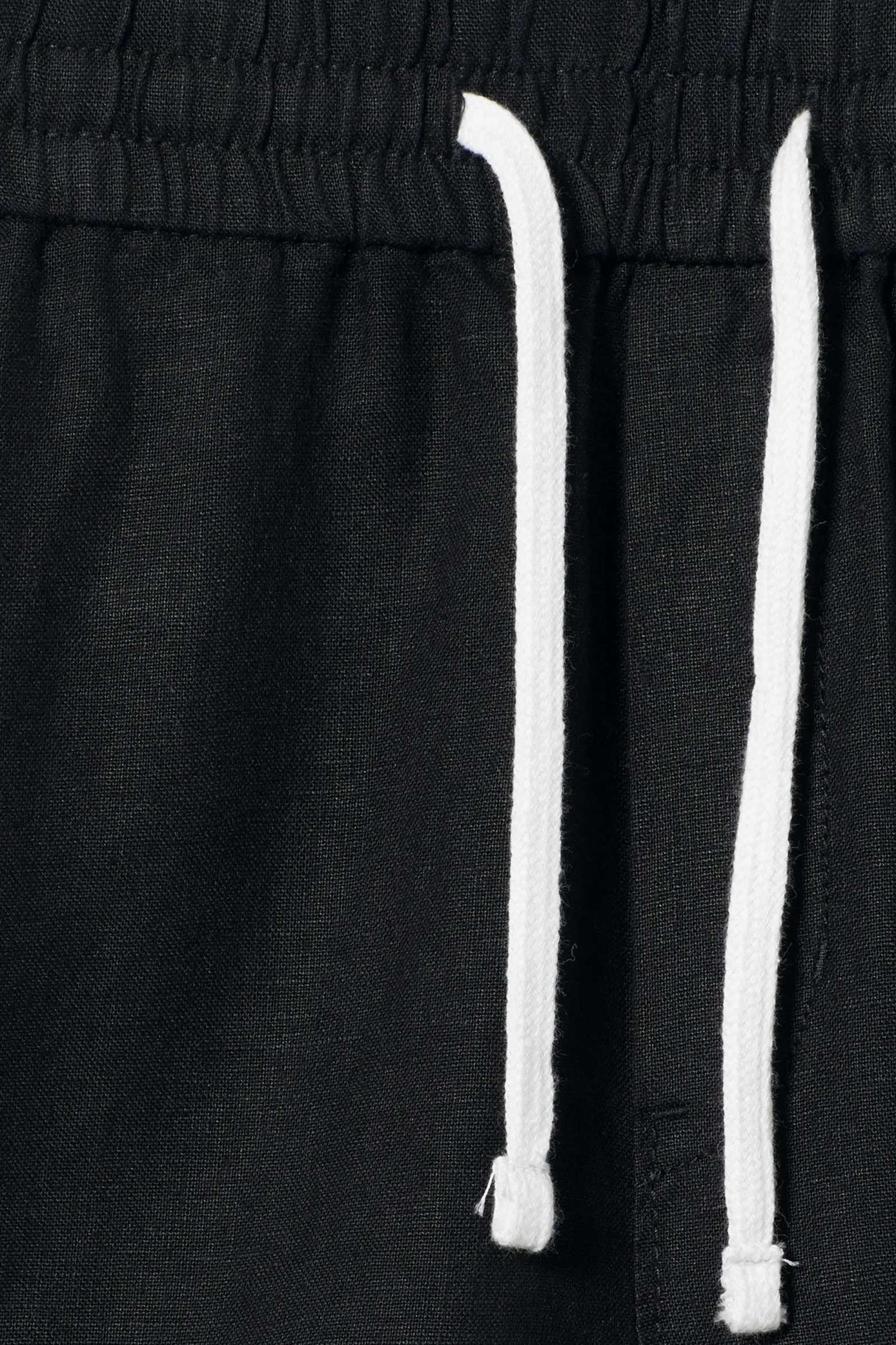 LEINENSHORTS OLSEN|Weekday Flash Sale