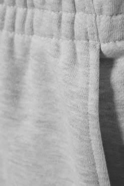 LOCKER GESCHNITTENE FROTTEE-SWEATSHORTS|Weekday Fashion