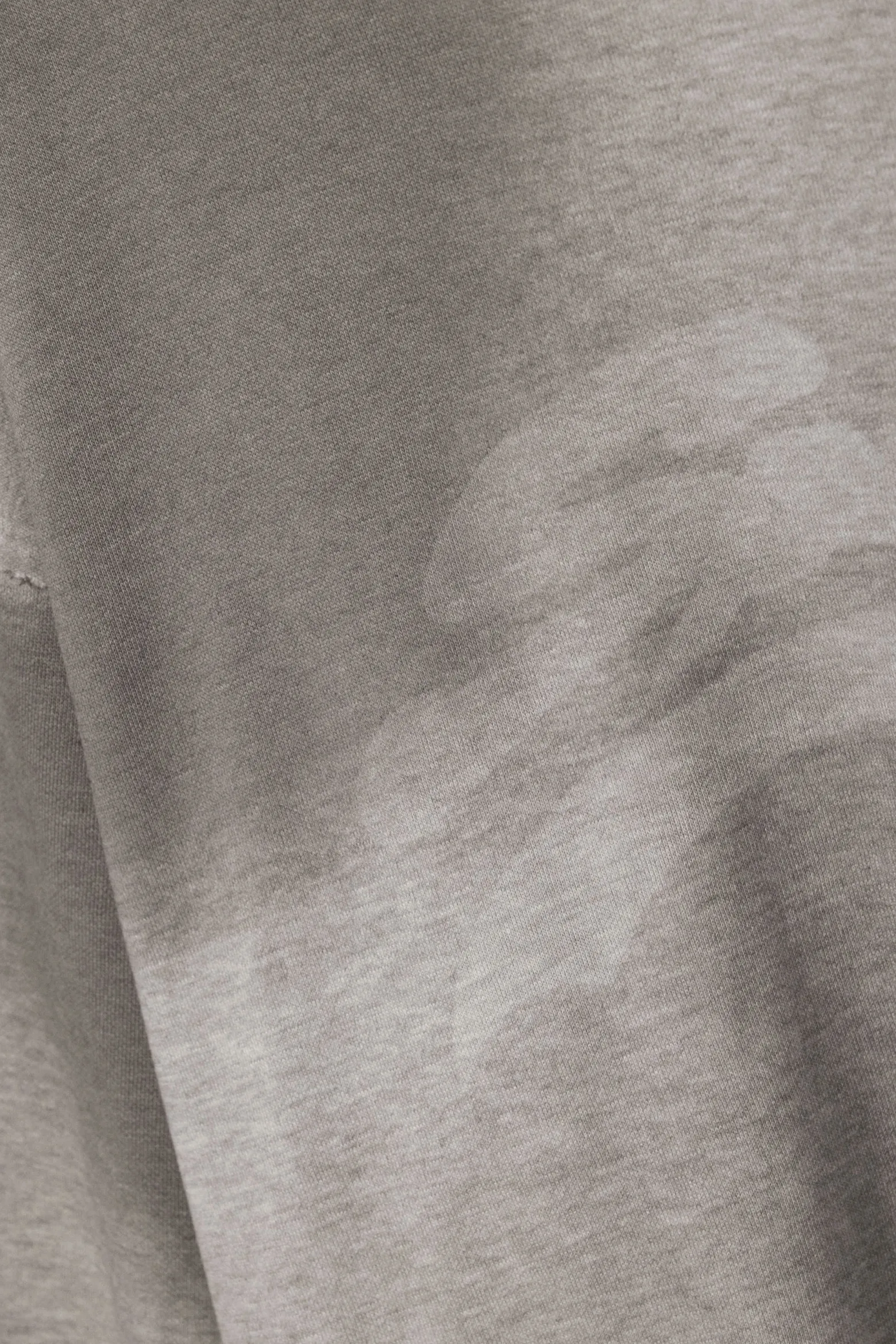 LOCKER GESCHNITTENES GRAPHIC SWEATSHIRT|Weekday Hot