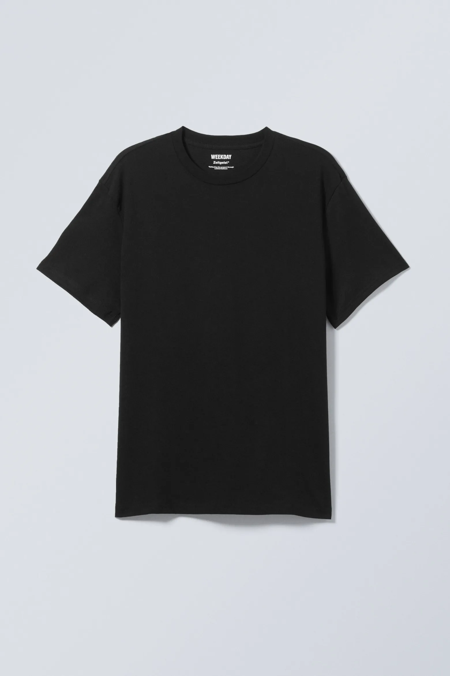 LOCKER SITZENDES KURZARM-T-SHIRT|Weekday Best Sale