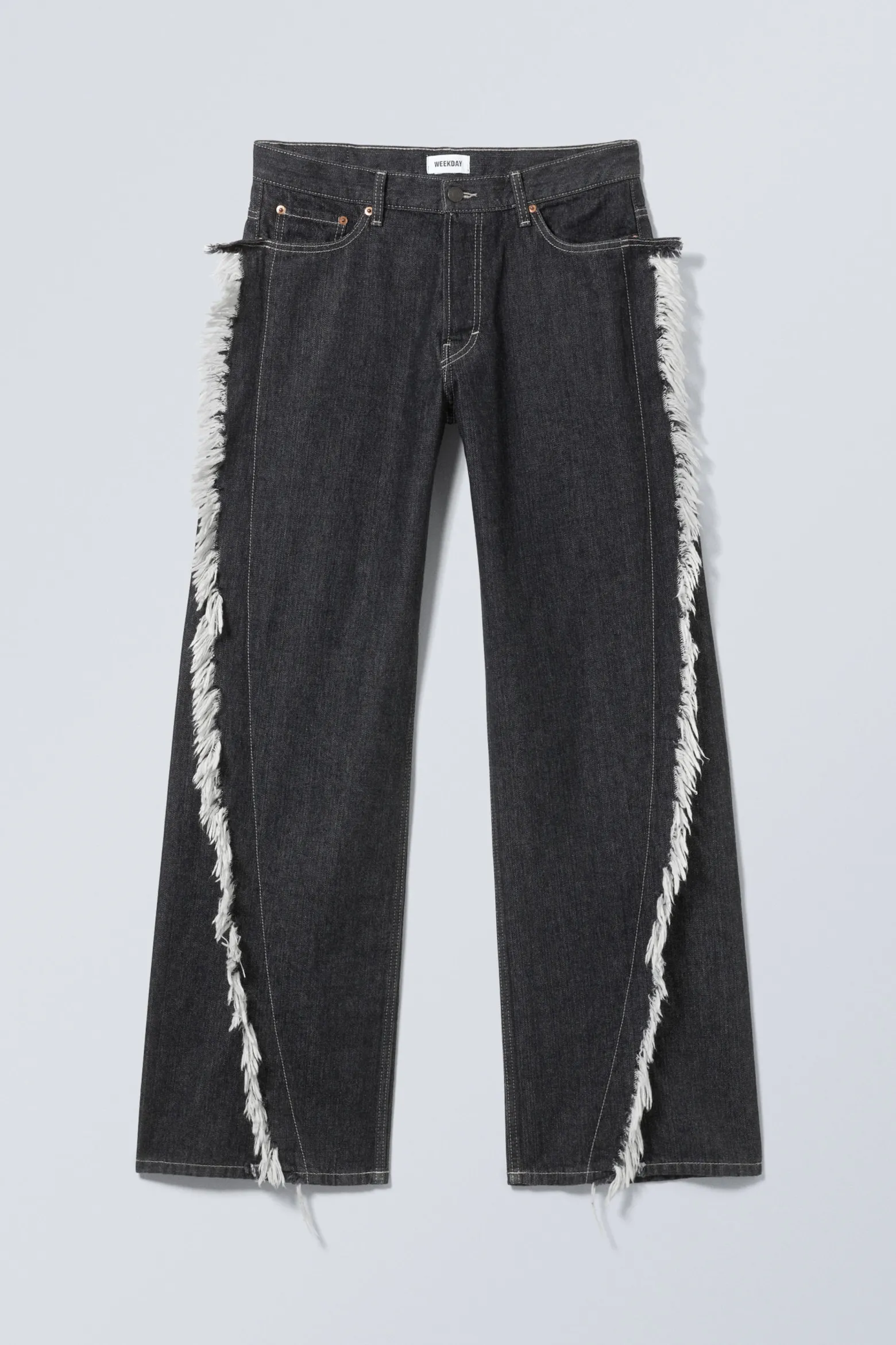 LOCKERE JEANS MIT FRANSIGER TWIST-NAHT|Weekday Discount