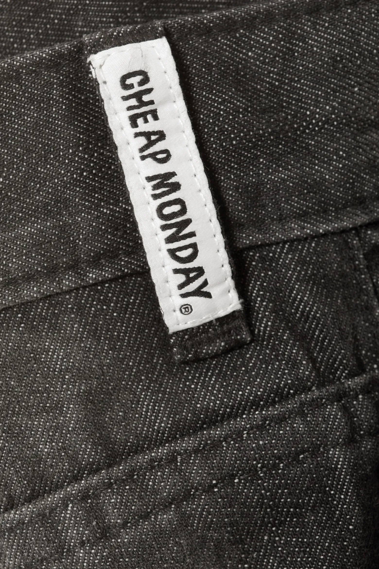 LOOSER – WEITE JEANS MIT NORMALER TAILLE|Weekday Cheap