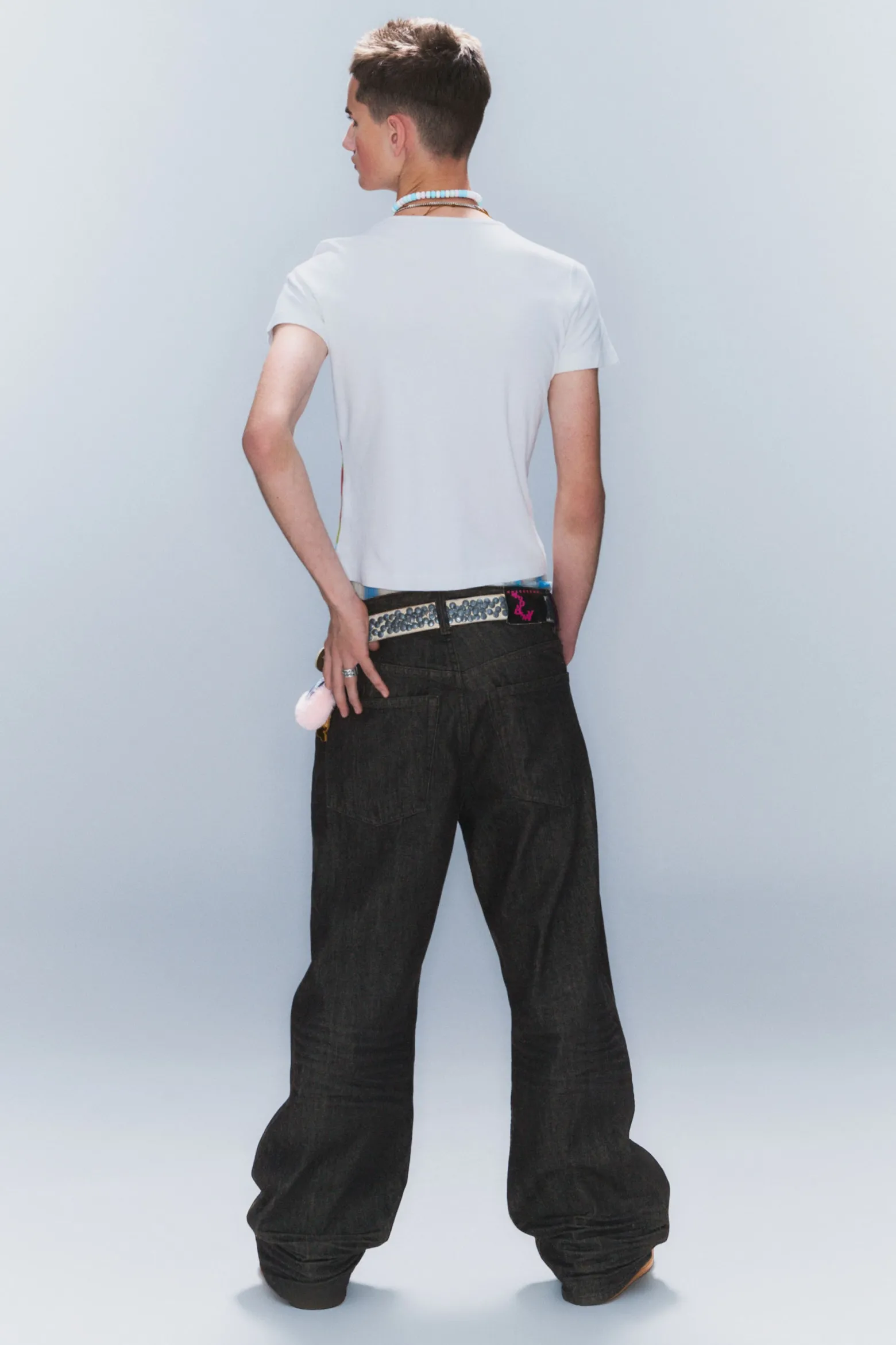 LOOSER – WEITE JEANS MIT NORMALER TAILLE|Weekday Store
