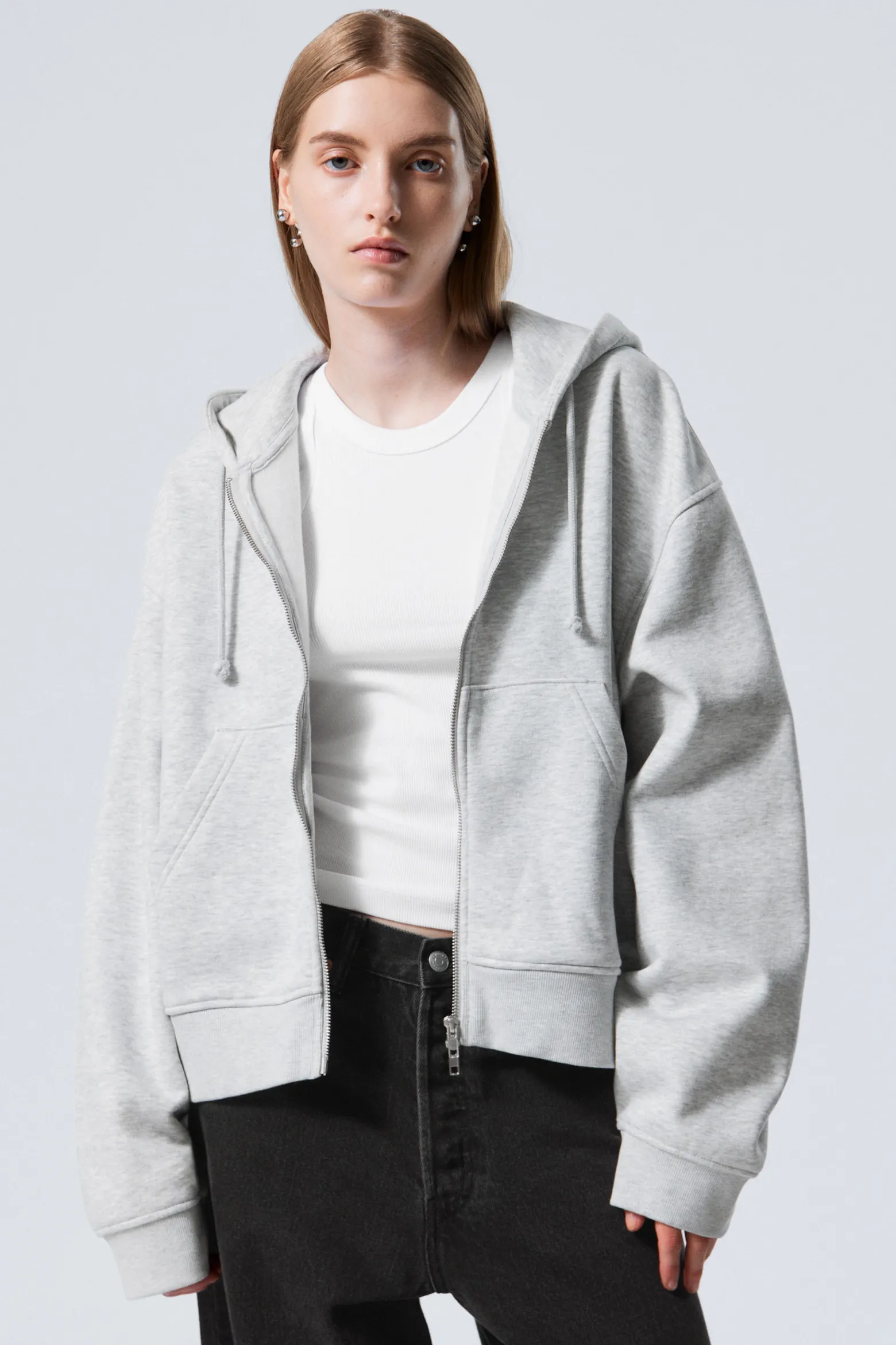 LÄSSIGER BOXY-HOODIE MIT REISSVERSCHLUSS|Weekday Cheap