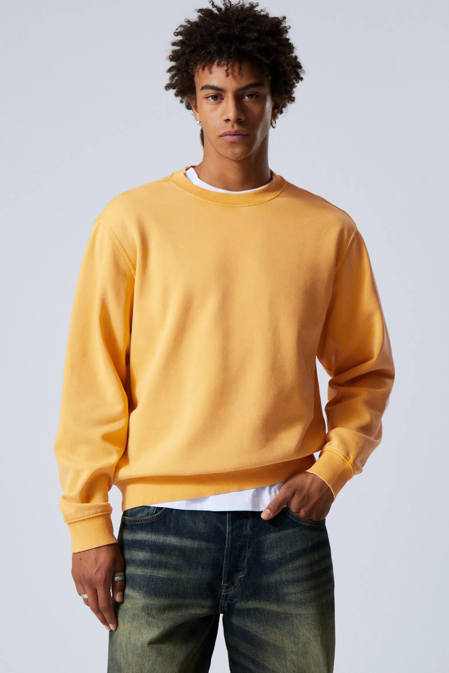 MITTELSCHWERES STANDARD-SWEATSHIRT|Weekday Hot