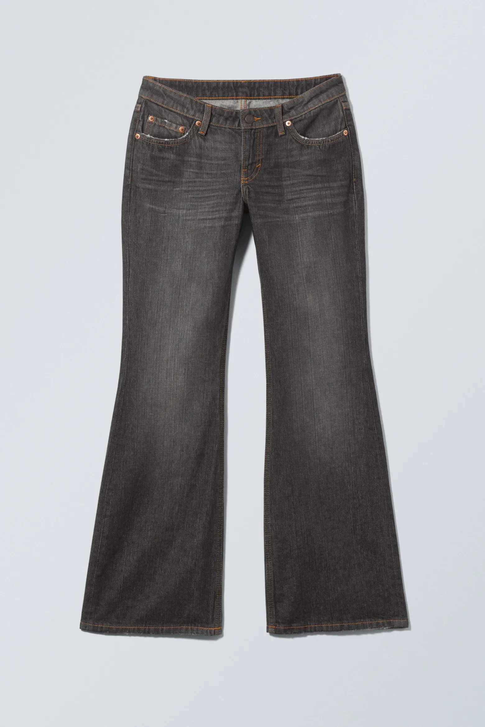 NOVA LOW WAIST SLIM BOOTCUT LEG JEANS|Weekday Discount