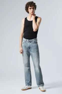 ORBIT MID WAIST REGULAR STRAIGHT LEG JEANS|Weekday Fashion