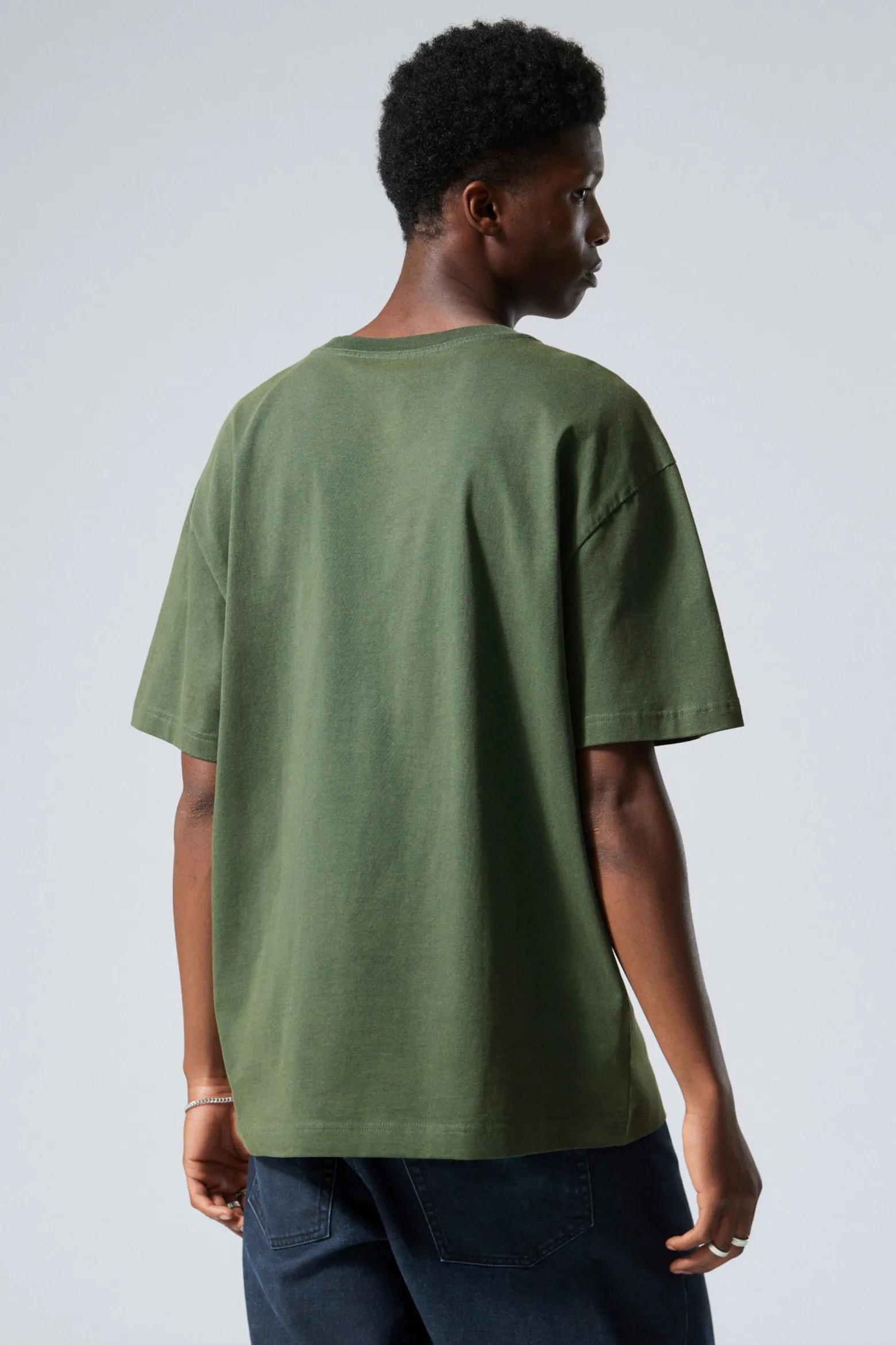 OVERSIZED-T-SHIRT MIT GRAFIKPRINT|Weekday Cheap