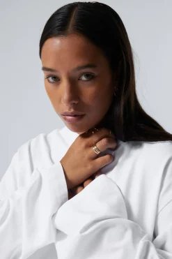 OVERSIZED-T-SHIRT MIT LANGEN ÄRMELN|Weekday Sale