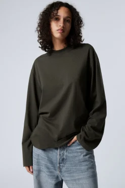 OVERSIZED-T-SHIRT MIT LANGEN ÄRMELN|Weekday Cheap