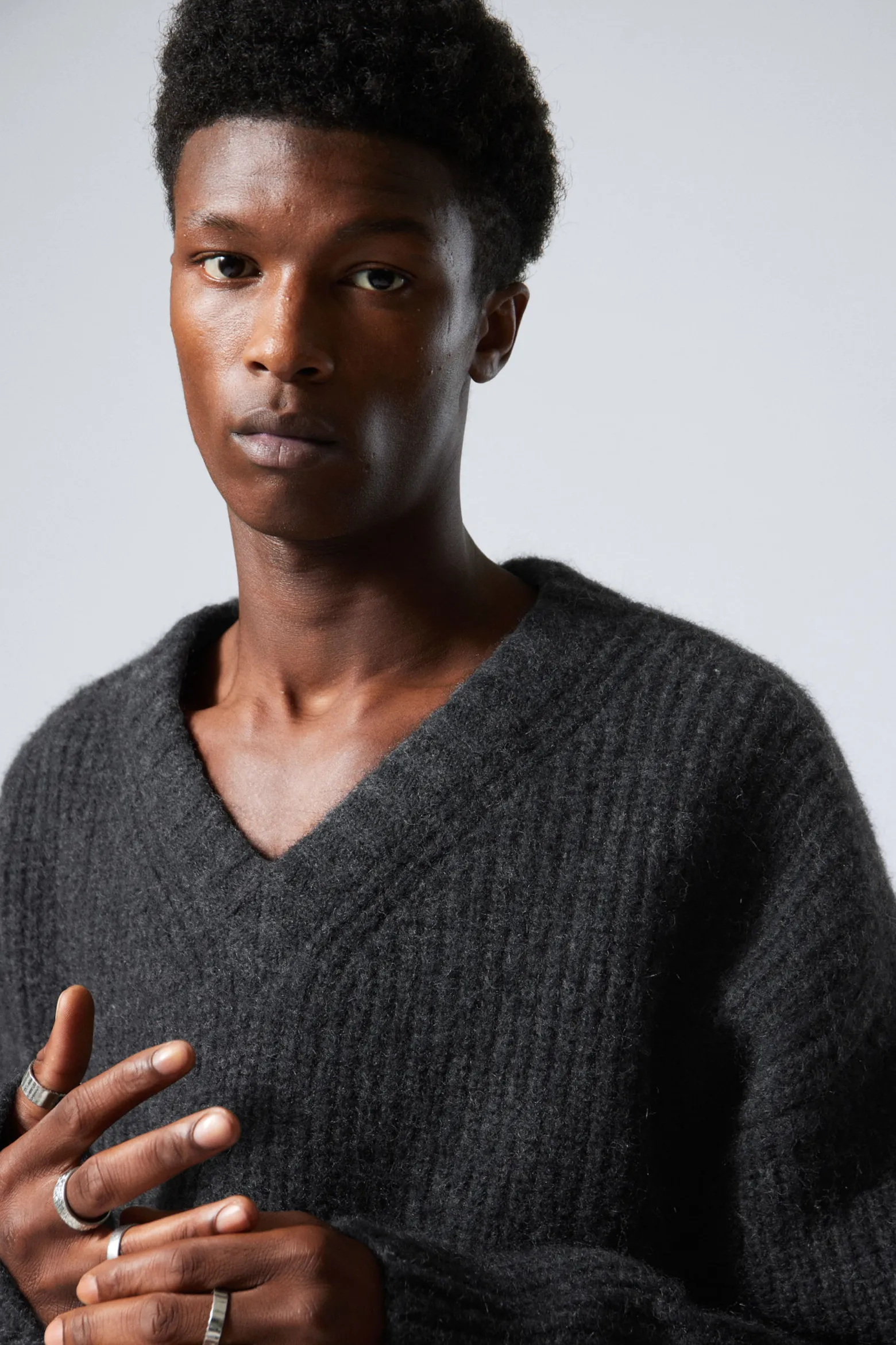 OVERSIZE-STRICKPULLOVER AUS WOLLMISCHUNG|Weekday Hot