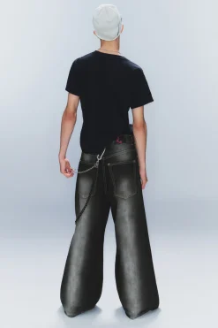 RAD SUPER – WEITE JEANS MIT NORMALER TAILLE|Weekday Store