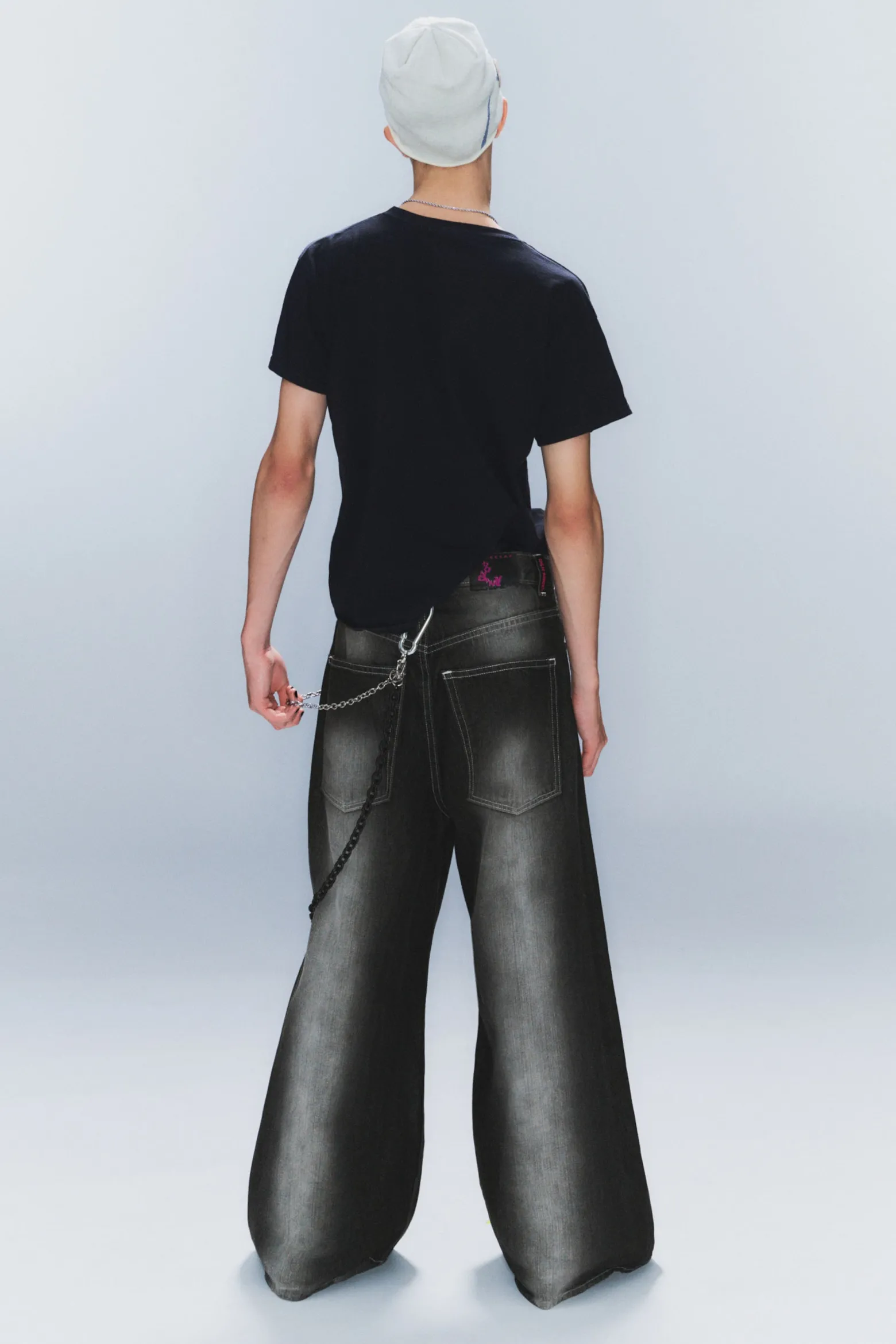 RAD SUPER – WEITE JEANS MIT NORMALER TAILLE|Weekday Store
