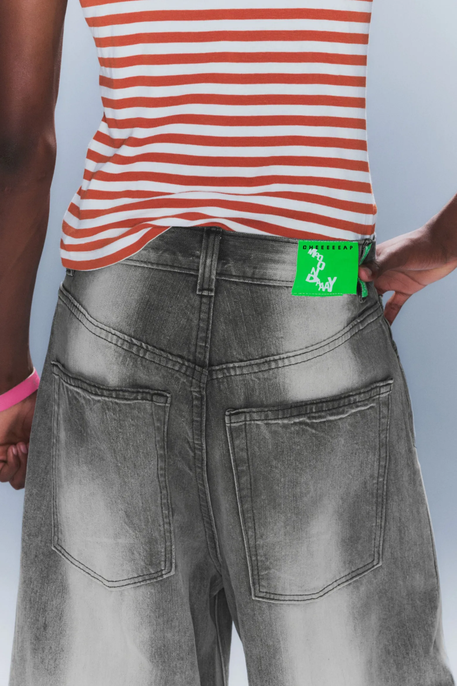 RAD SUPER – WEITE JEANS MIT NORMALER TAILLE|Weekday Cheap