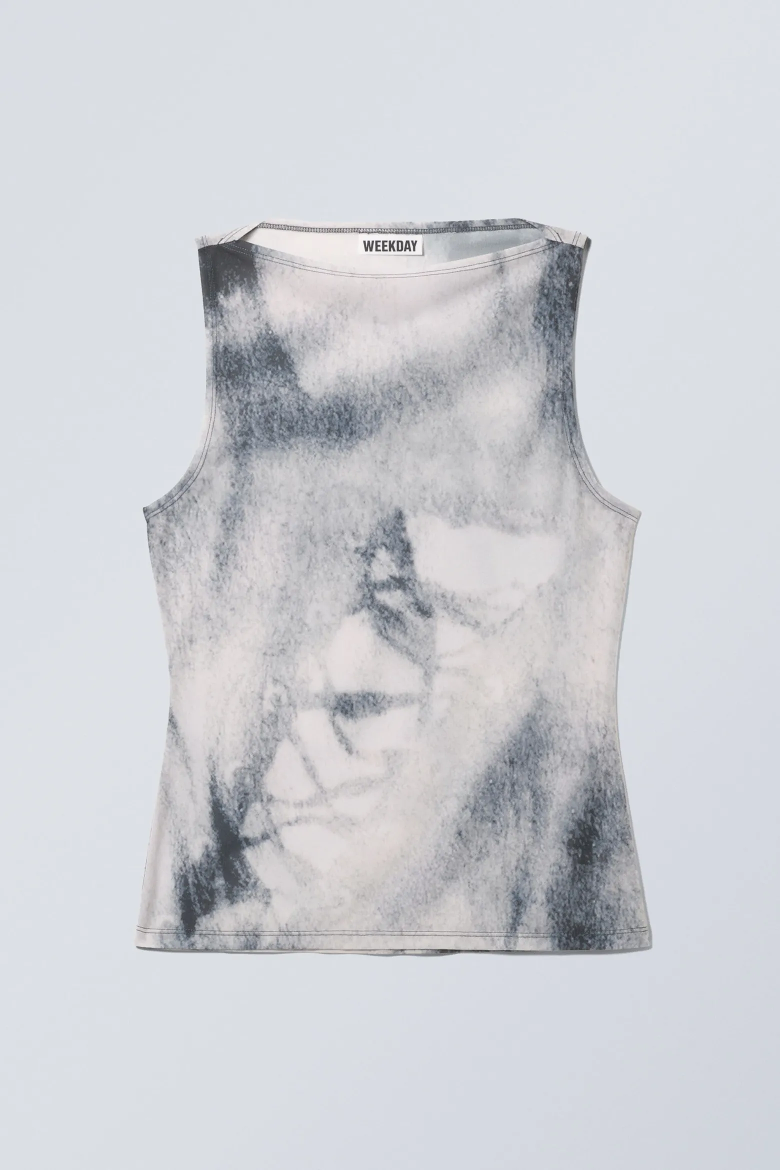 ÄRMELLOSES TOP MIT PRINT UND U-BOOT-AUSSCHNITT|Weekday Hot