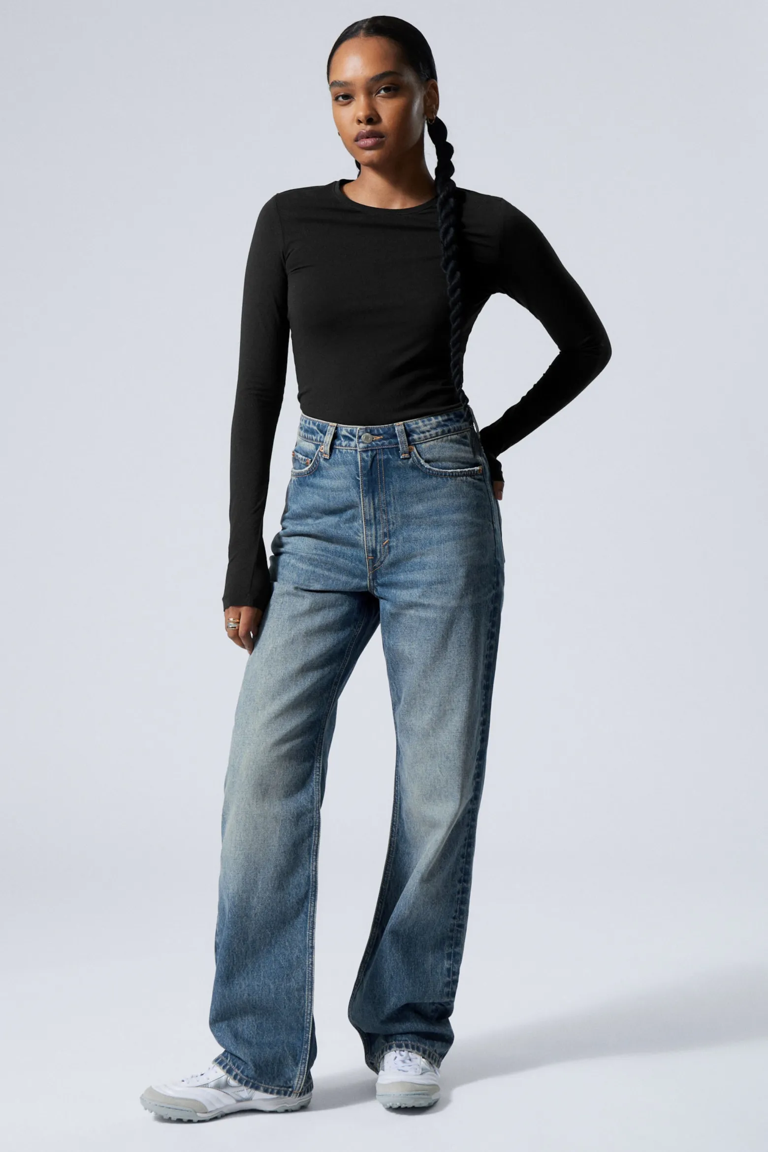 ROWE SUPER HIGH WAISTED REGULAR STRAIGHT LEG JEANS|Weekday Flash Sale