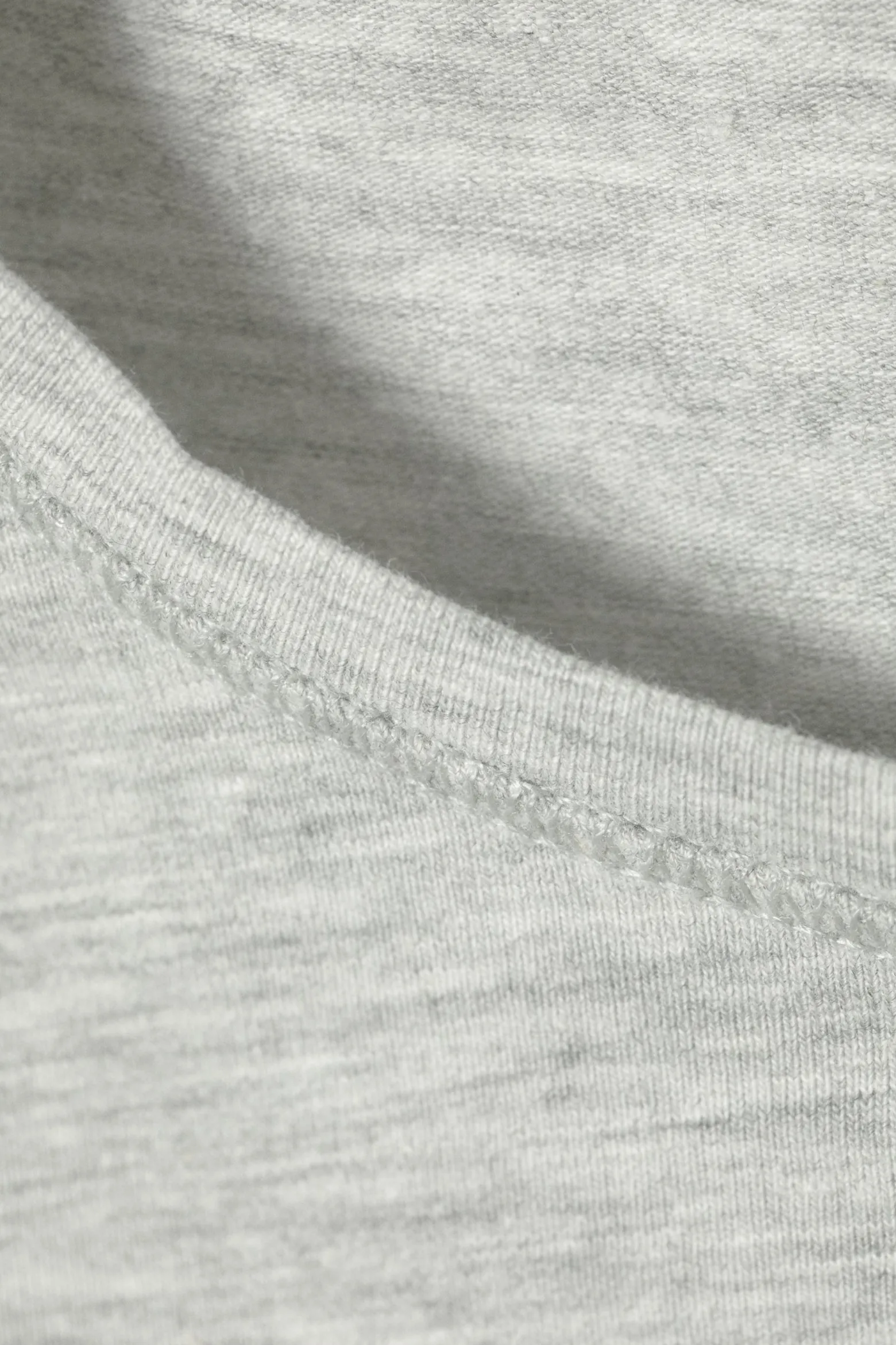 SCHMAL GESCHNITTENES T-SHIRT|Weekday Discount