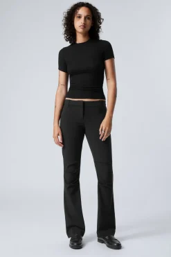 SCHMALE BUNDFALTENHOSE MIT SCHLAG & NIEDRIGEM BUND|Weekday Clearance