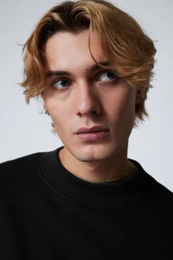 SCHWERES SWEATSHIRT MIT RELAXTER PASSFORM|Weekday Online