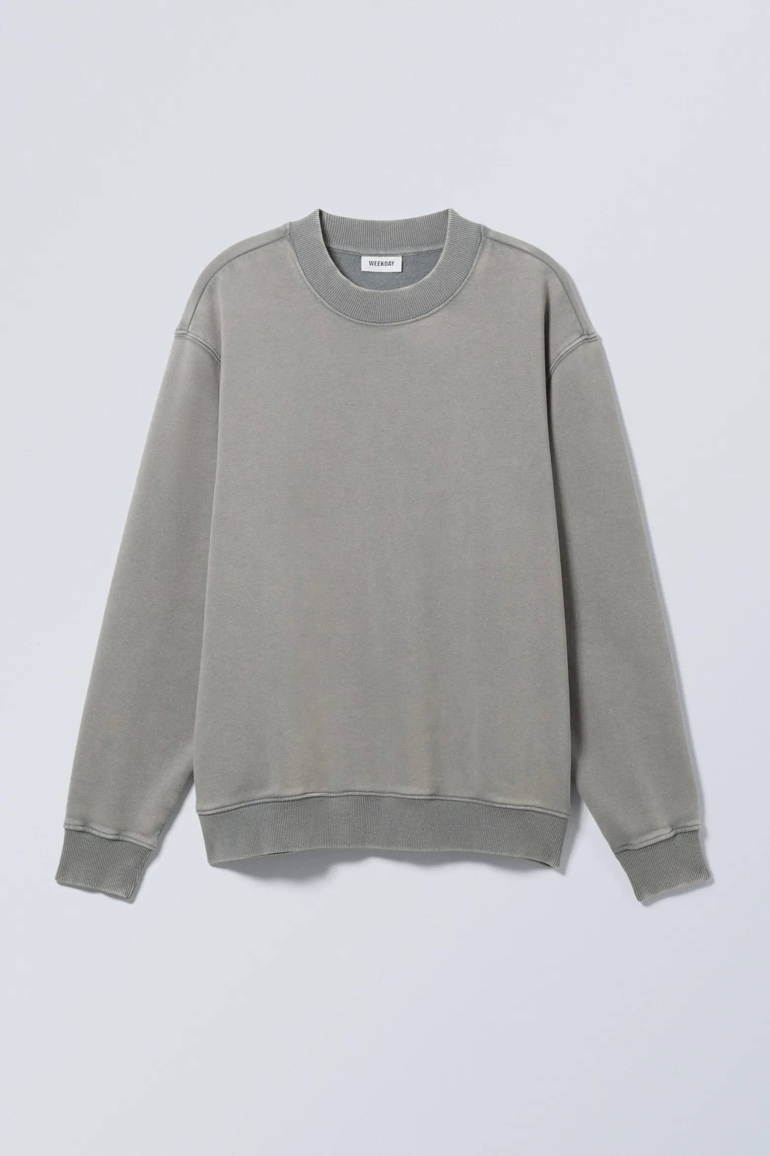 SCHWERES SWEATSHIRT MIT RELAXTER PASSFORM|Weekday Discount