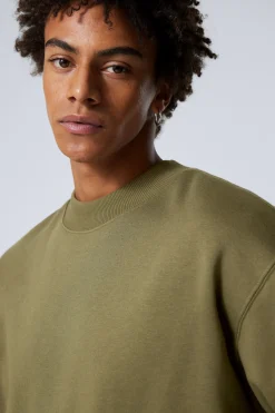 SCHWERES SWEATSHIRT MIT RELAXTER PASSFORM|Weekday Sale
