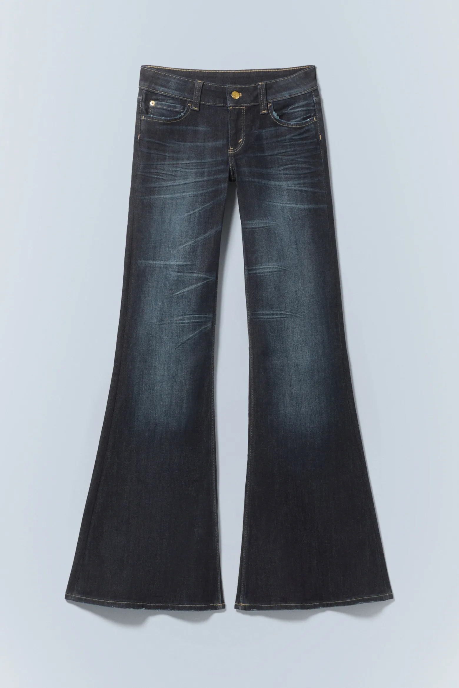 SKINNY-JEANS MIT SCHLAG UND NIEDRIGEM BUND|Weekday Cheap