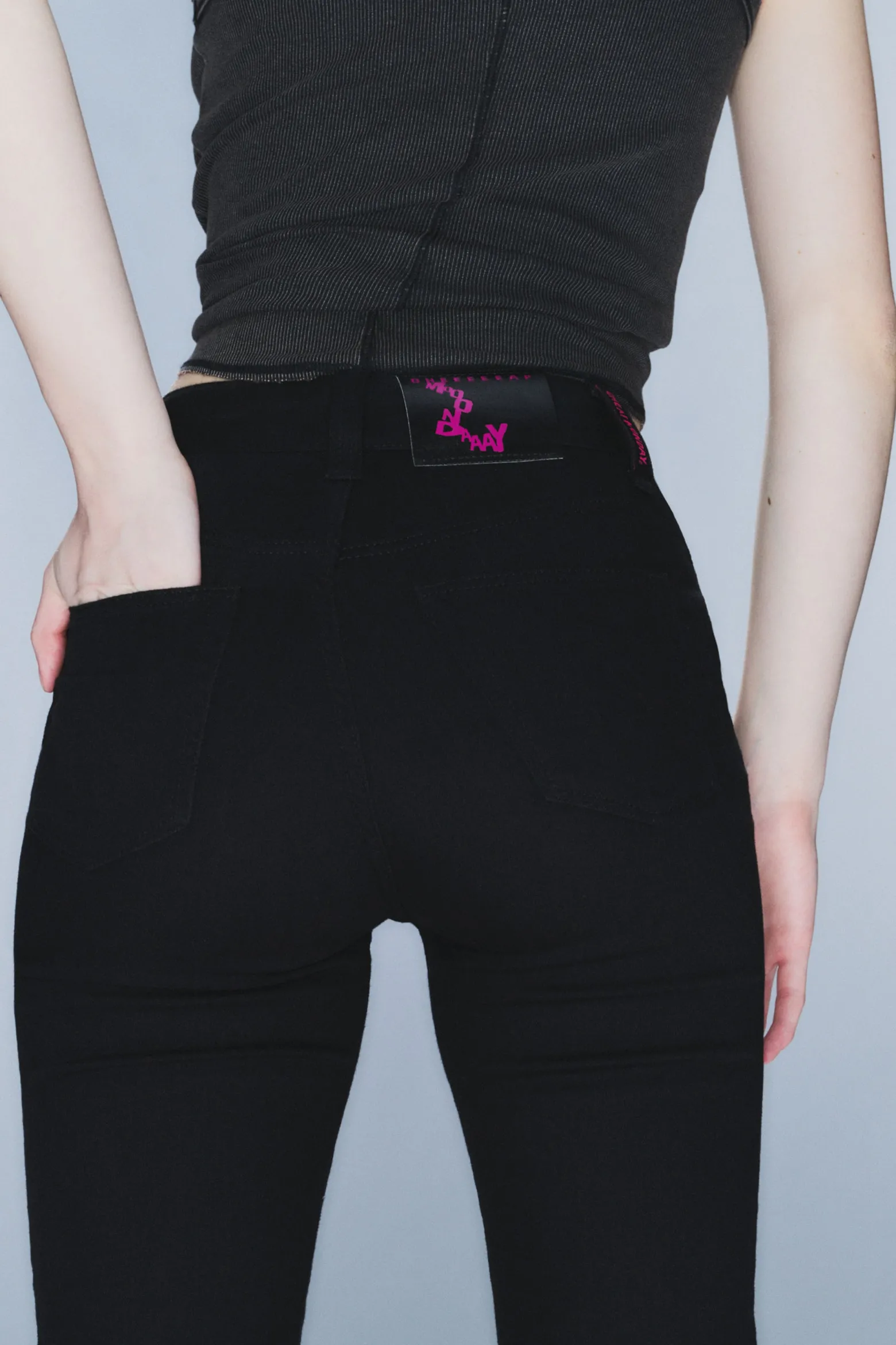 SLEEZIE – SKINNY-JEANS MIT HOHER TAILLE|Weekday Store