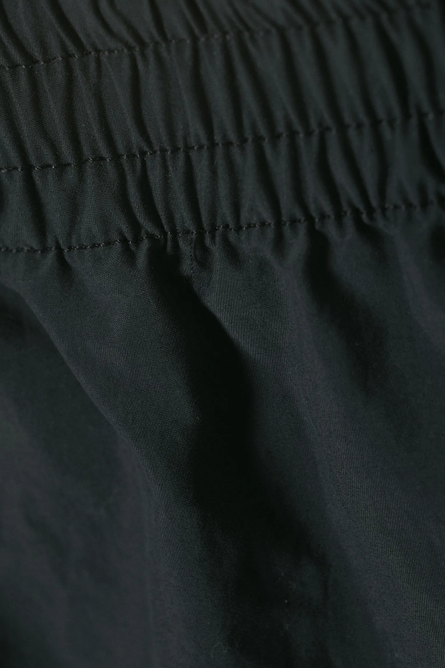 SPORTLICHE MINI-SHORTS AUS NYLON|Weekday Cheap