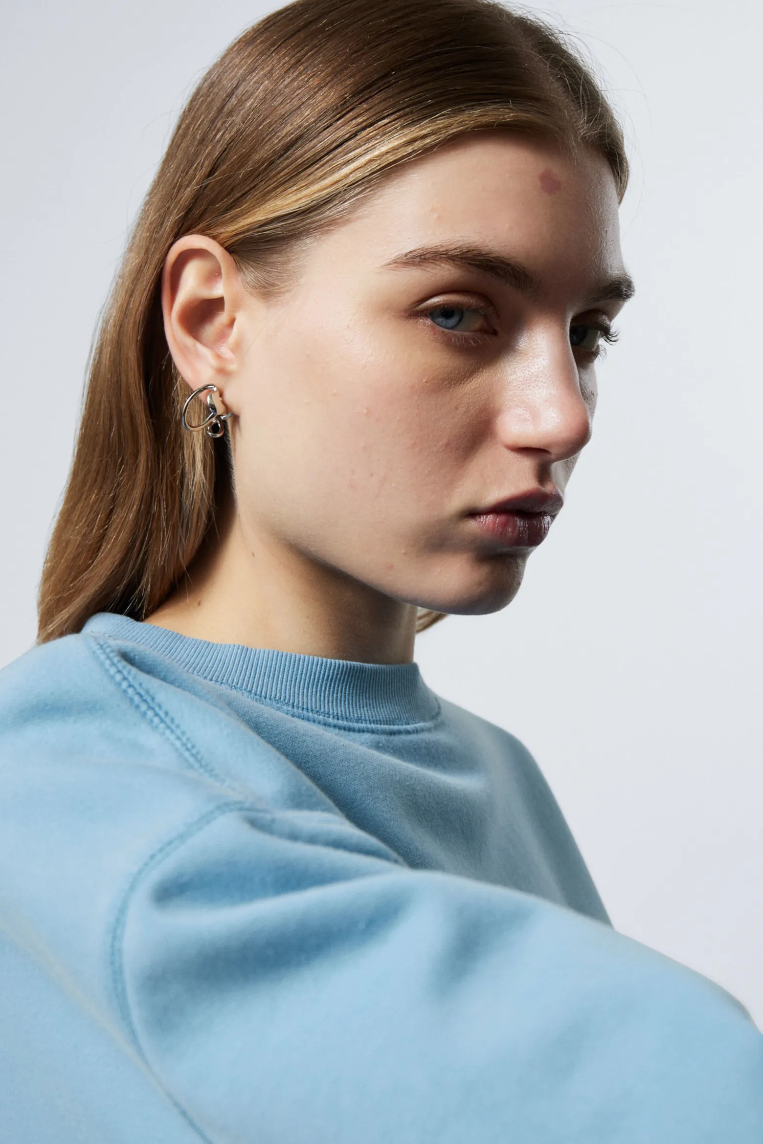 SWEATSHIRT STANDARD ESSENCE|Weekday Sale