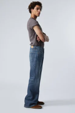 TIME LOOSE BOOTCUT LEG JEANS|Weekday Best Sale