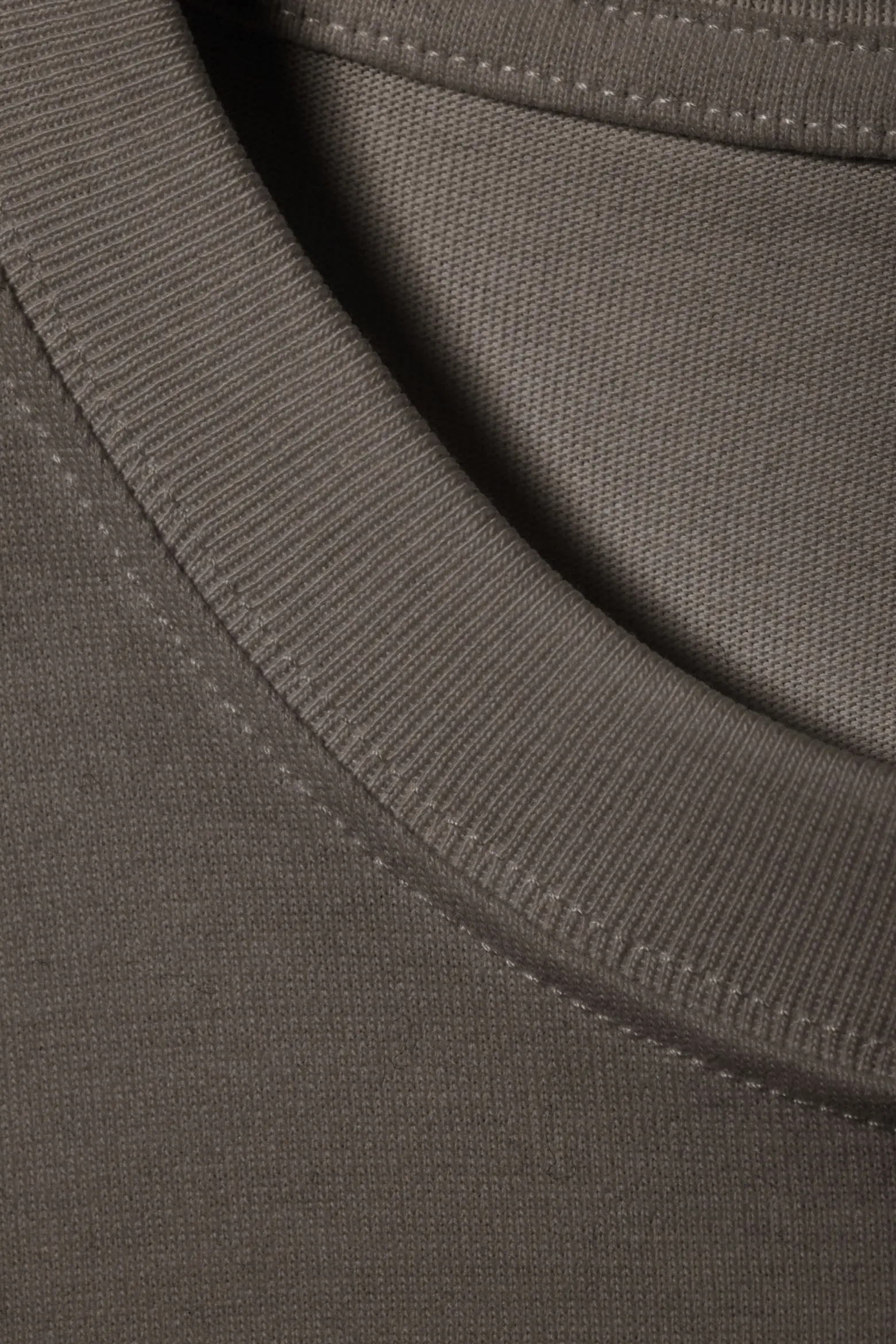 TOLLES LONGSLEEVE IN BOXY-PASSFORM|Weekday New