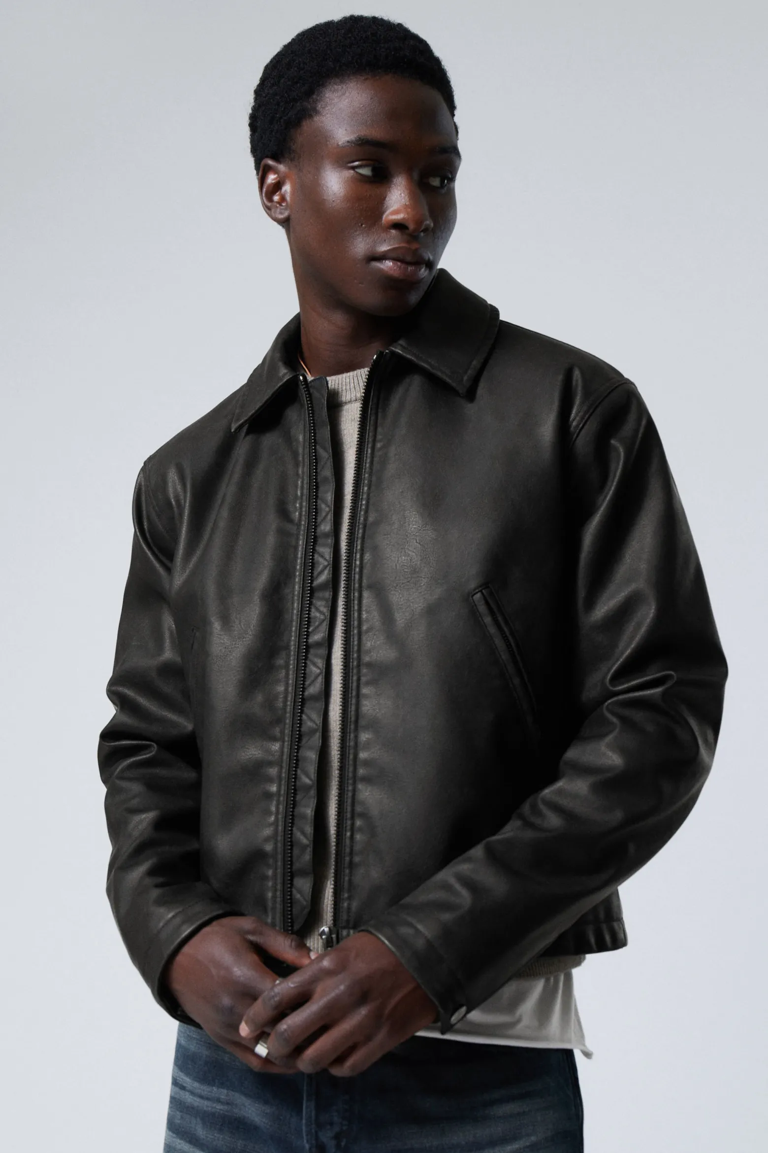 VERKÜRZTE KUNSTLEDERJACKE|Weekday New