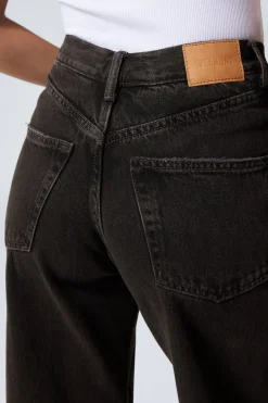 WEITE JEANS MIT NIEDRIGEM BUND|Weekday Shop