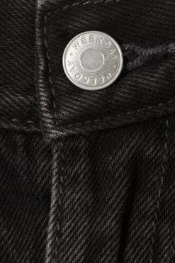 WEITE JEANS MIT NIEDRIGEM BUND|Weekday Shop