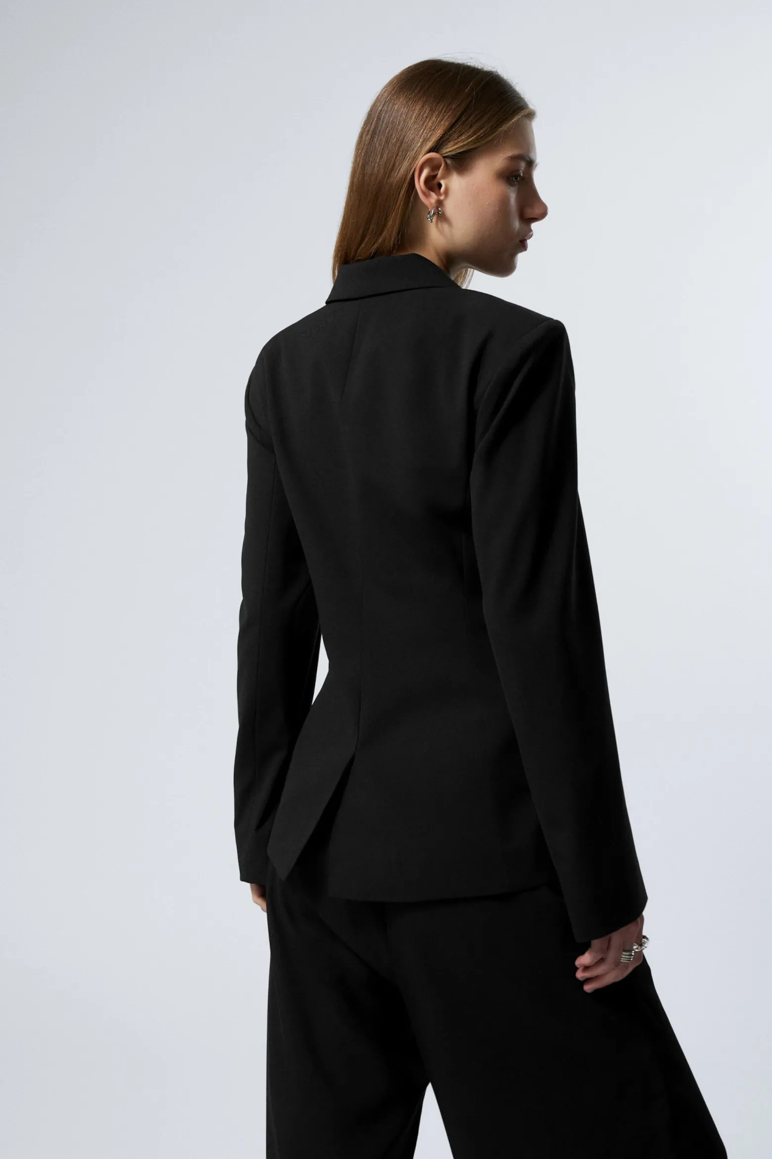 ZWEIREIHIGER ANZUGBLAZER|Weekday Hot